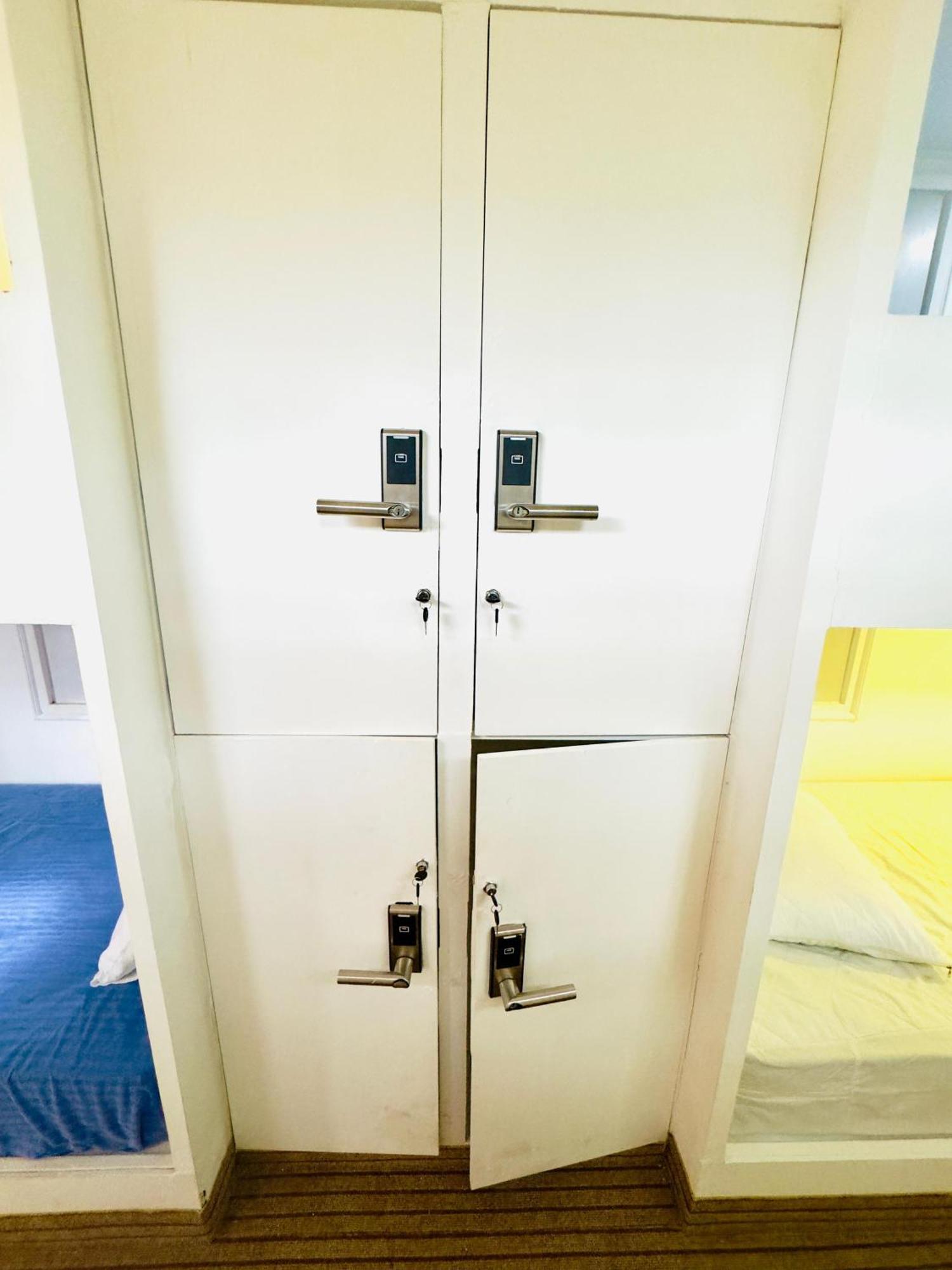 Traveler'S Haven Hostel At Colombo Intl Airport Katunayaka Екстериор снимка